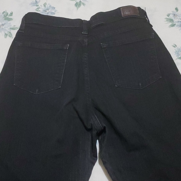 Jeans - Picture 4 of 4